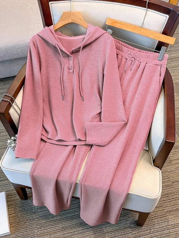 Conjunto Canelado Com Capuz E Calça Reta Minimalista