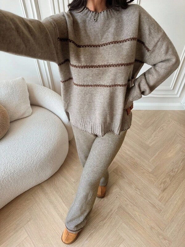 Conjunto Tricot Relaxed Fit Com Detalhes Minimalistas