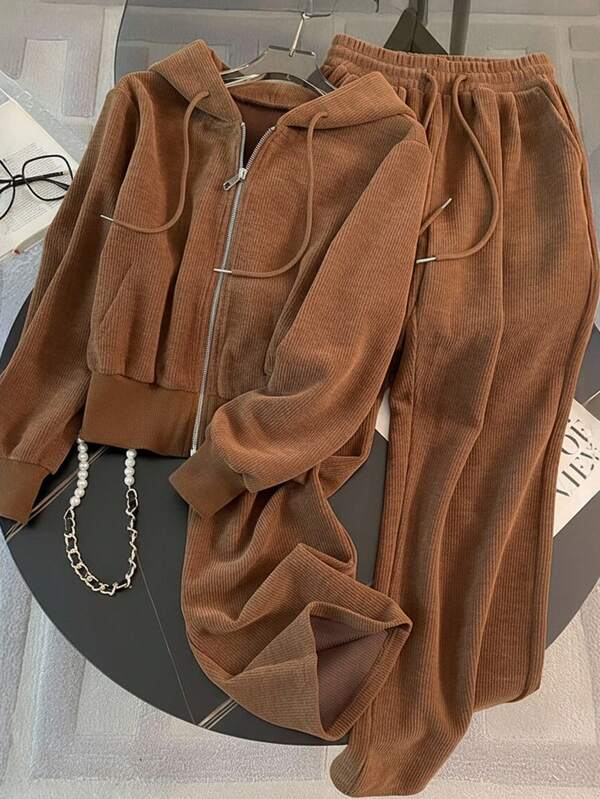 Conjunto Veludo Cotelê Com Capuz E Zíper Casual