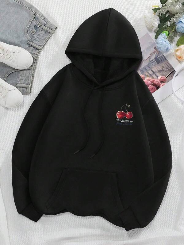 Moletom Cerejas Estampadas Com Capuz Oversized