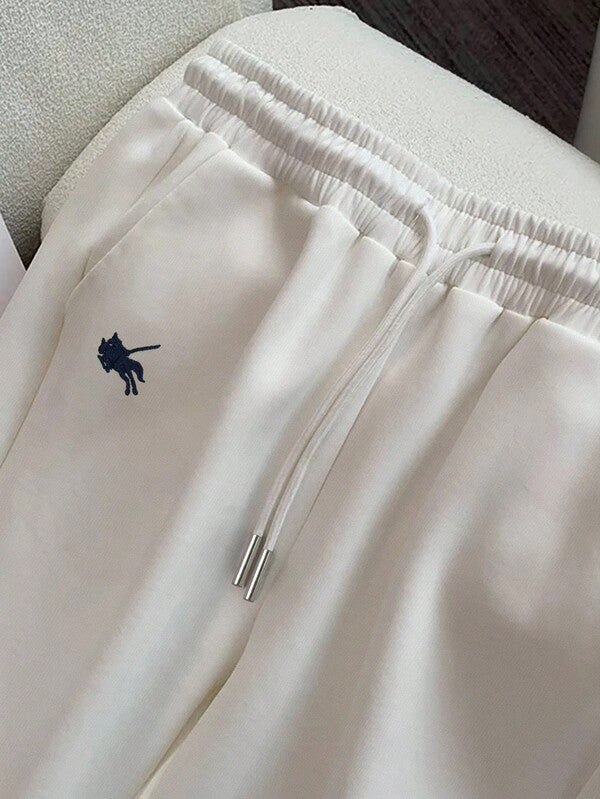 Conjunto Bordado Minimalista Com Moletom E Calça Jogger