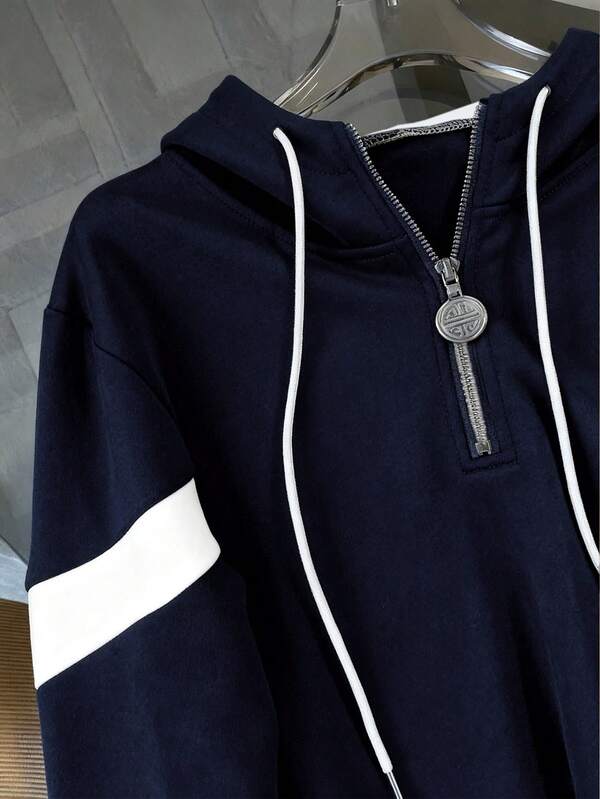 Conjunto Moletom Com Capuz Half Zip E Bordado Floral