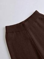 Conjunto Tricô Transpassado Com Calça Flare E Cinto Decorativo