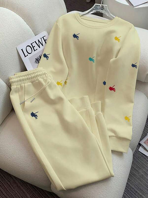Conjunto Bordado Minimalista Com Moletom E Calça Jogger