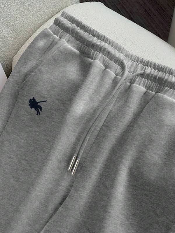 Conjunto Bordado Minimalista Com Moletom E Calça Jogger