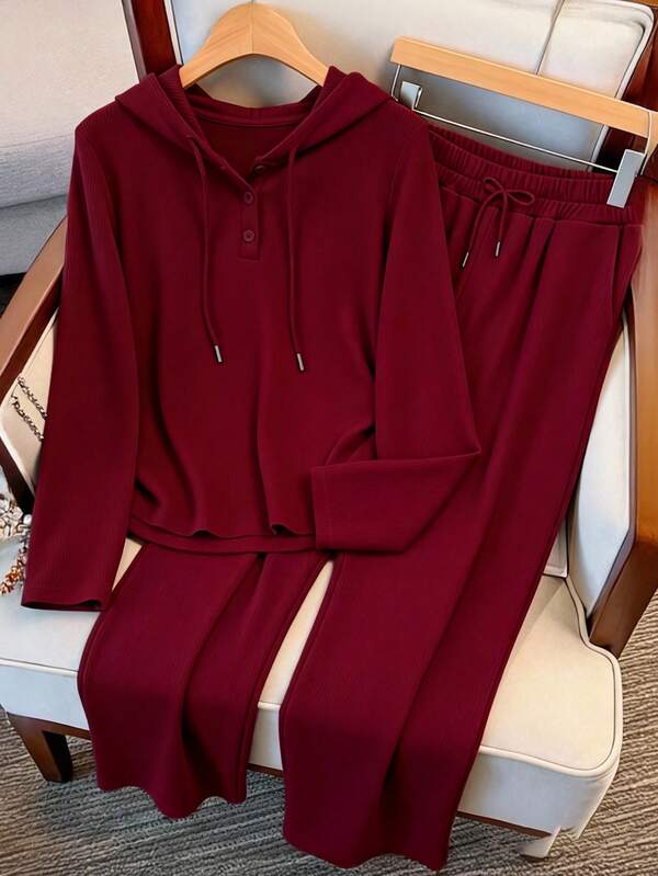Conjunto Canelado Com Capuz E Calça Reta Minimalista