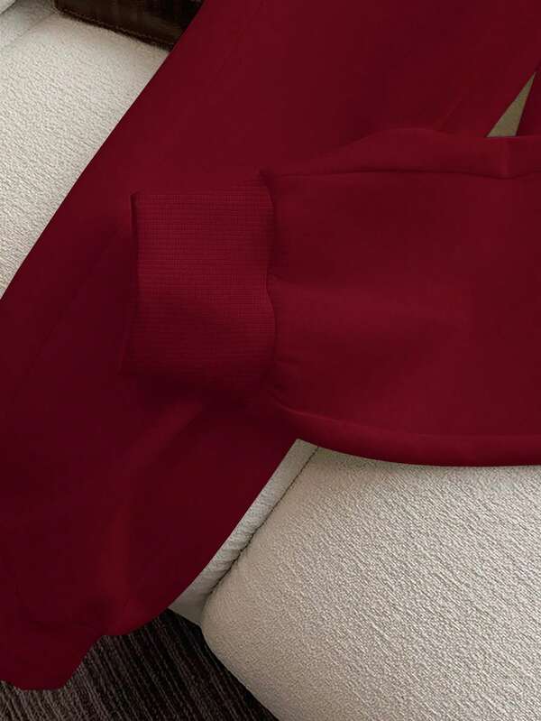 Conjunto Bordado Minimalista Com Moletom E Calça Jogger
