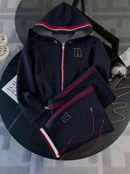 Conjunto Esportivo Com Zíper E Detalhes Contrastantes