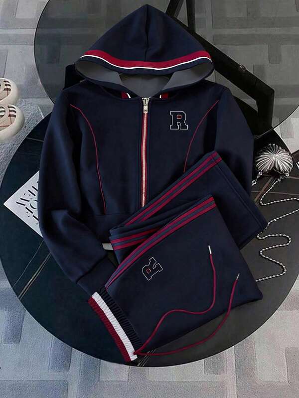 Conjunto Esportivo Com Zíper E Detalhes Contrastantes