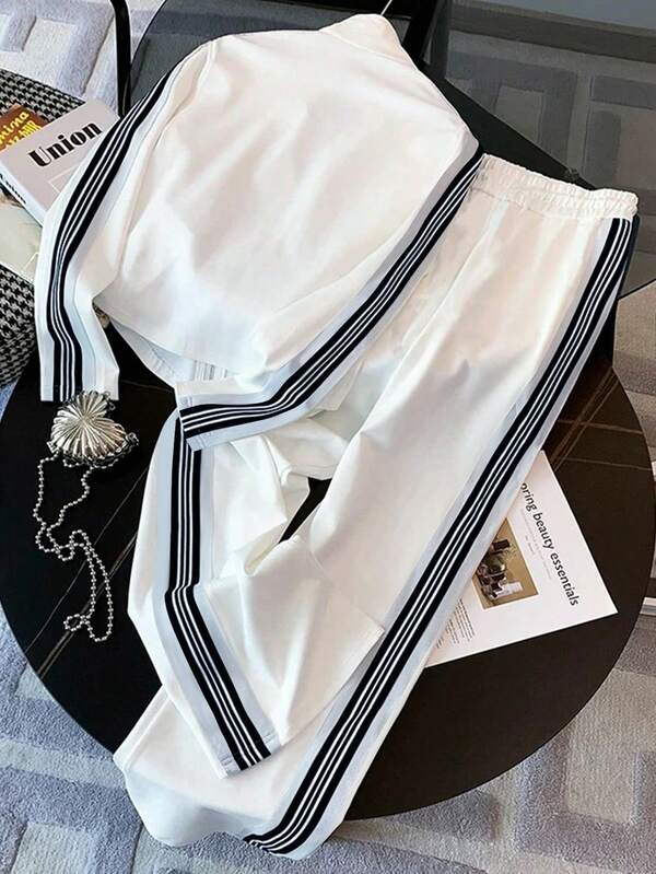 Conjunto Esportivo Com Zíper E Listras Laterais